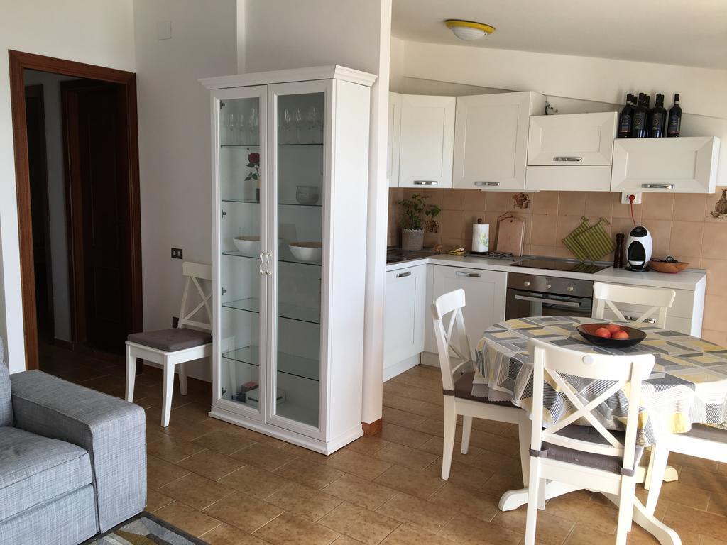 Apartment With Sea View Тропеа Екстериор снимка